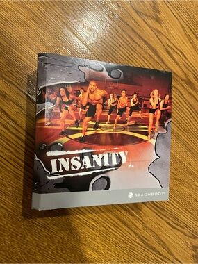 Complete Beachbody INSANITY DVD Workout Set Shaun T w/ Case